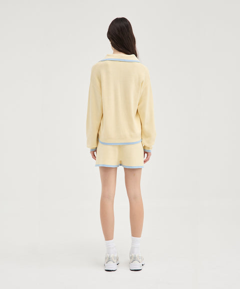 Short en tricot contrasté